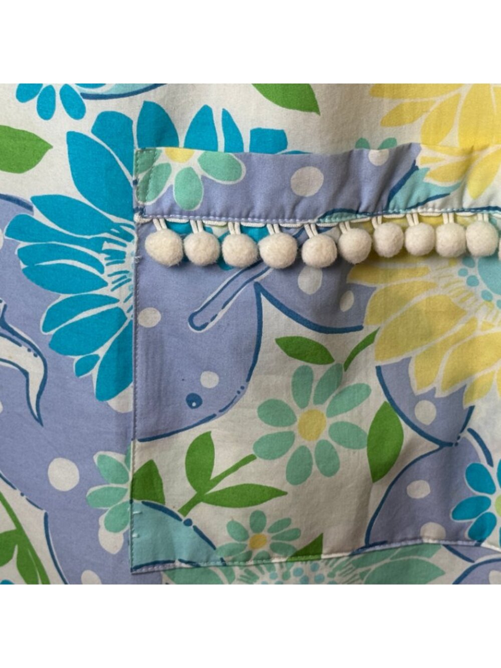 Lilly Pulitzer Bright Whale Floral Summer Print Shift Dress Pom Pom Trim Size 10 - Picture 6 of 10